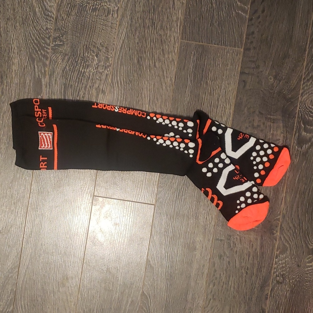 Compression socks - Picture 4 of 6